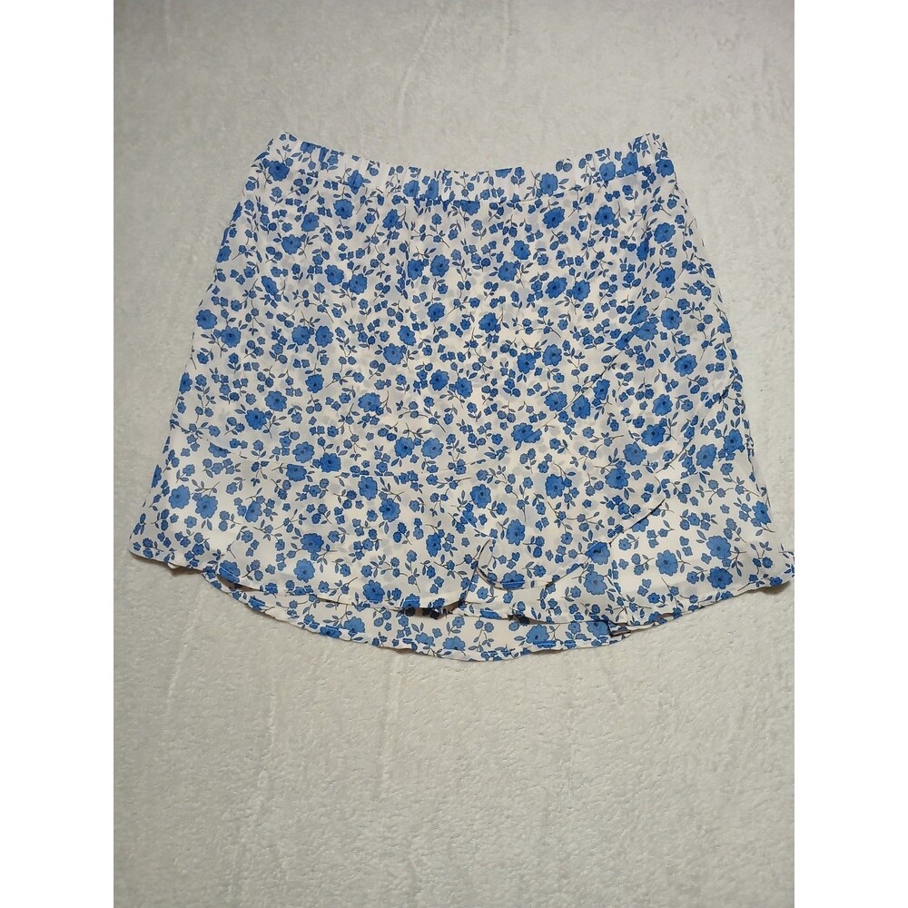 Le Lis Floral White & Blue Ruffle Mini Skirt Size S - EUC
